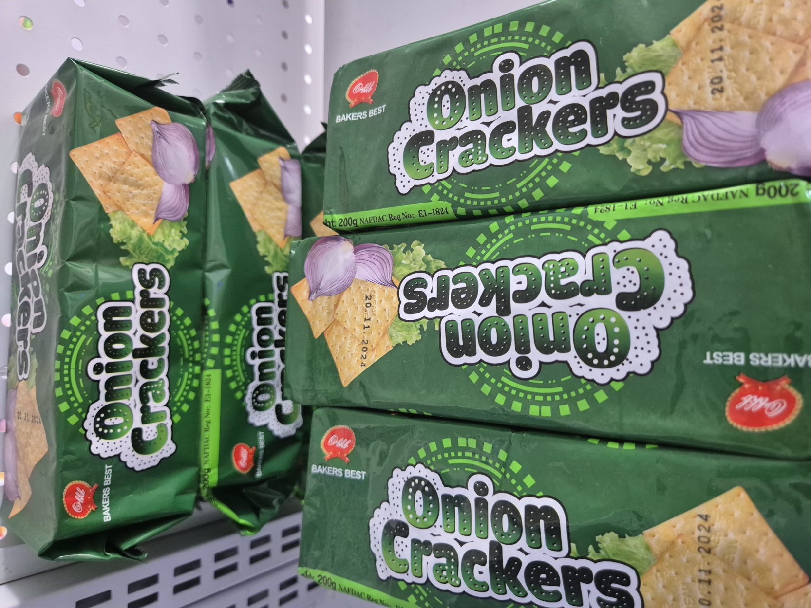 ONION CRACKERS