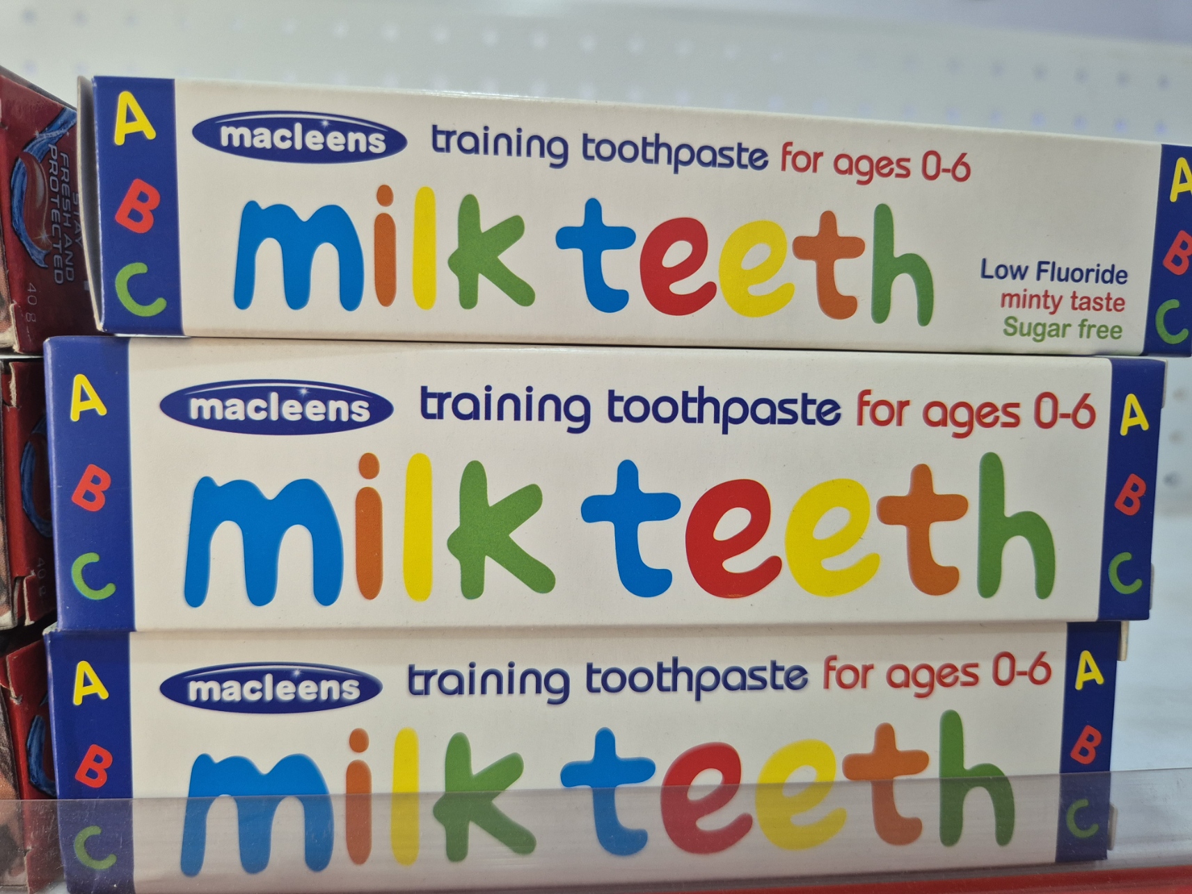 MACLEENS MILK TEETH